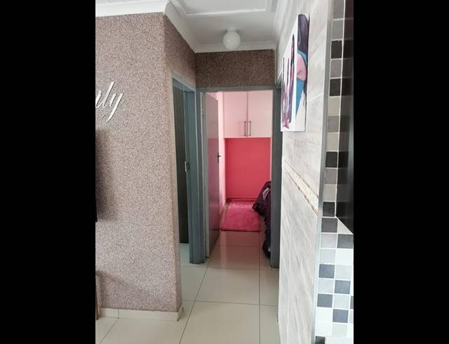 2 BEDROOM PROPERTY TO RENT IN SAVANNA CITY